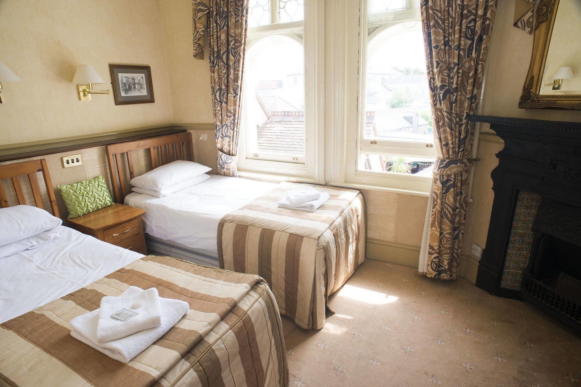 The Railway Hotel Worthing Extérieur photo