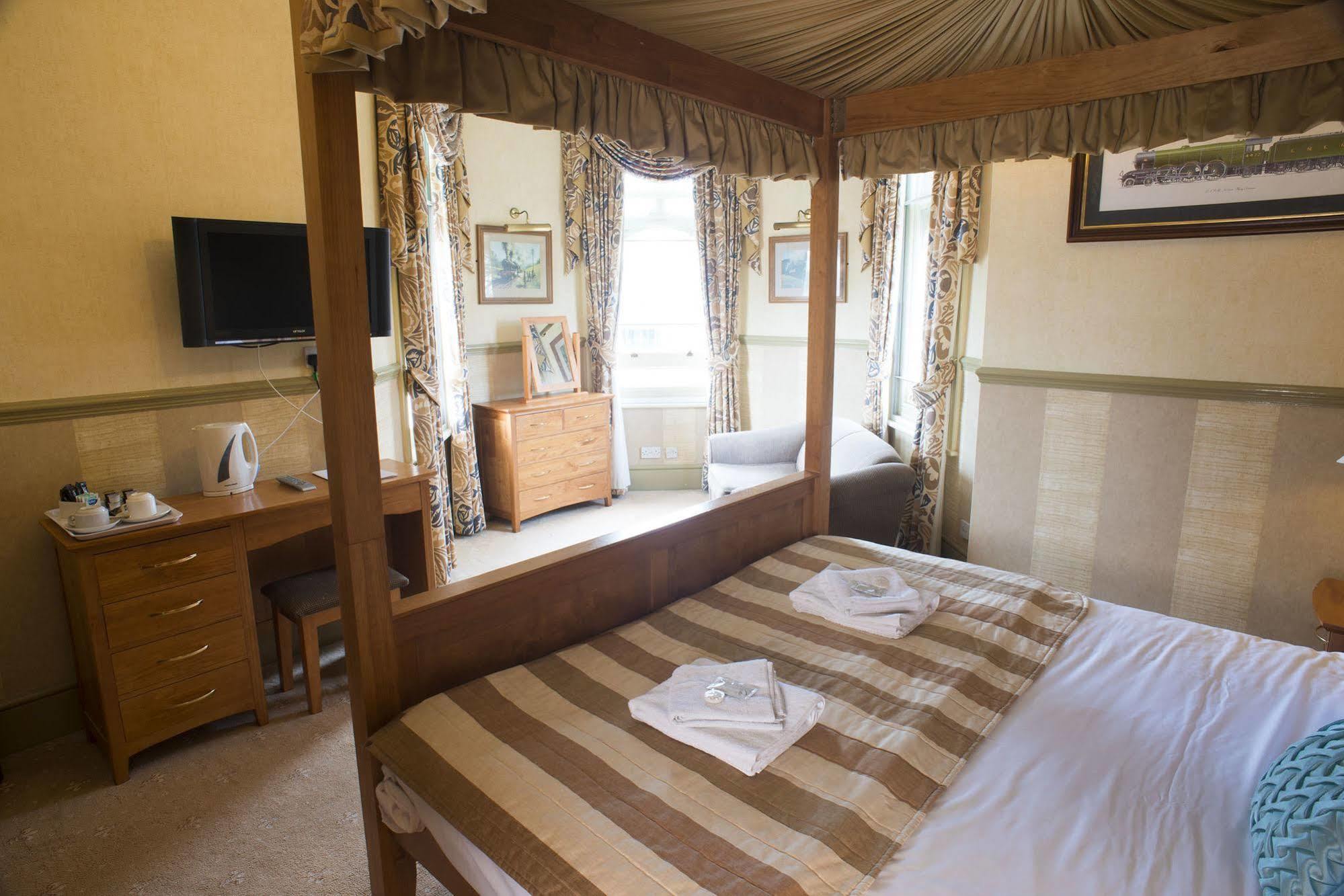 The Railway Hotel Worthing Extérieur photo